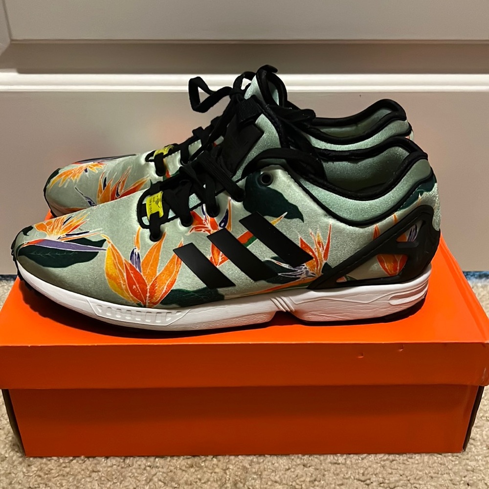 Adidas Sneakers